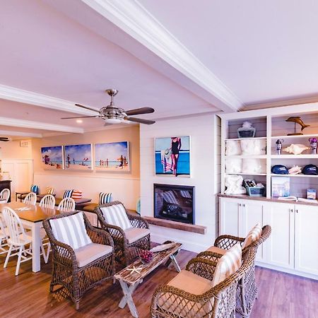 On The Beach Bed And Breakfast คายูคอส ภายนอก รูปภาพ