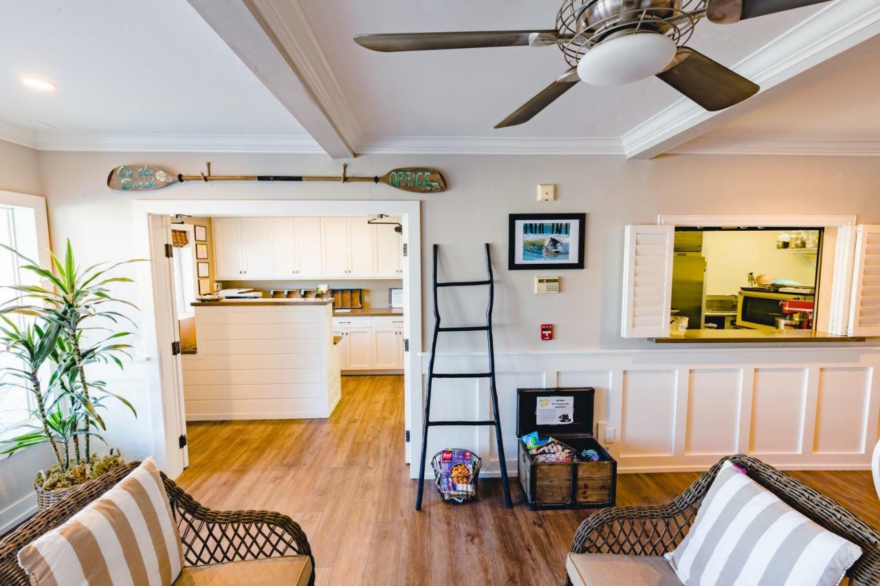 On The Beach Bed And Breakfast คายูคอส ภายนอก รูปภาพ
